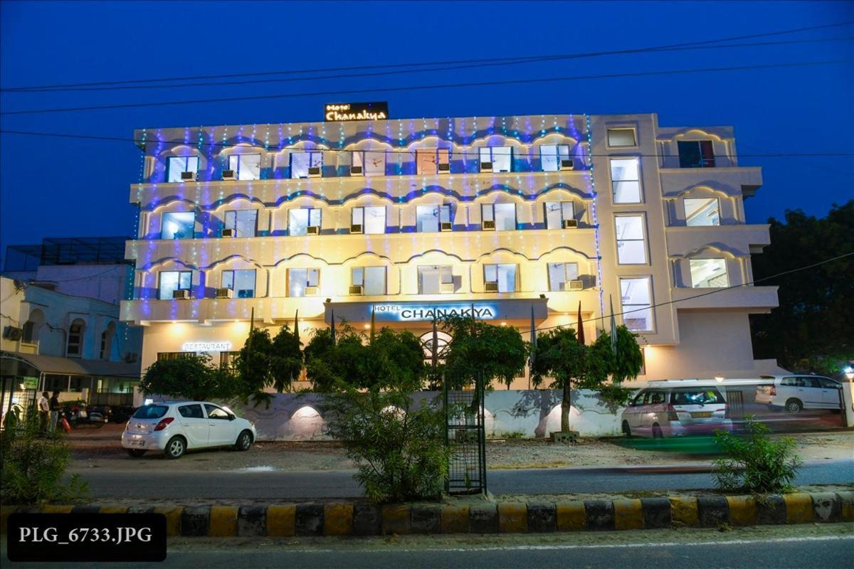 Hotel Chanakya アーグラ エクステリア 写真